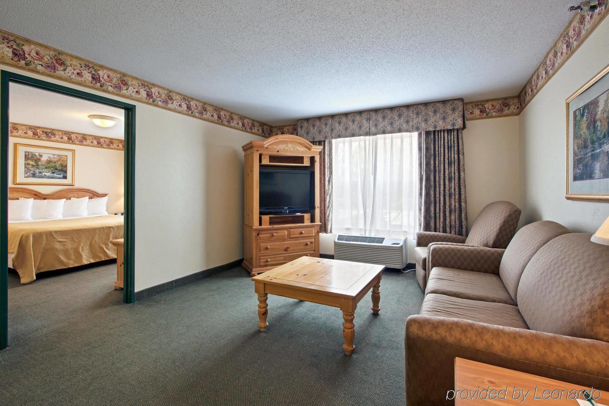 Hotel Country & By Radisson, Mason City, Ia 3*